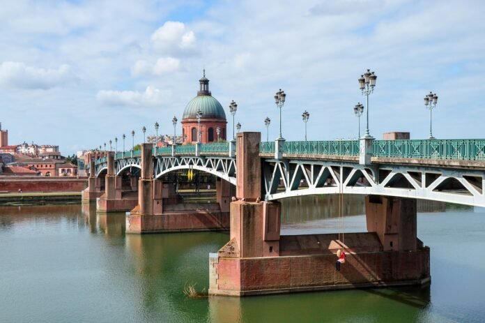 Pourquoi et comment investir dans un programme immobilier à Toulouse ?