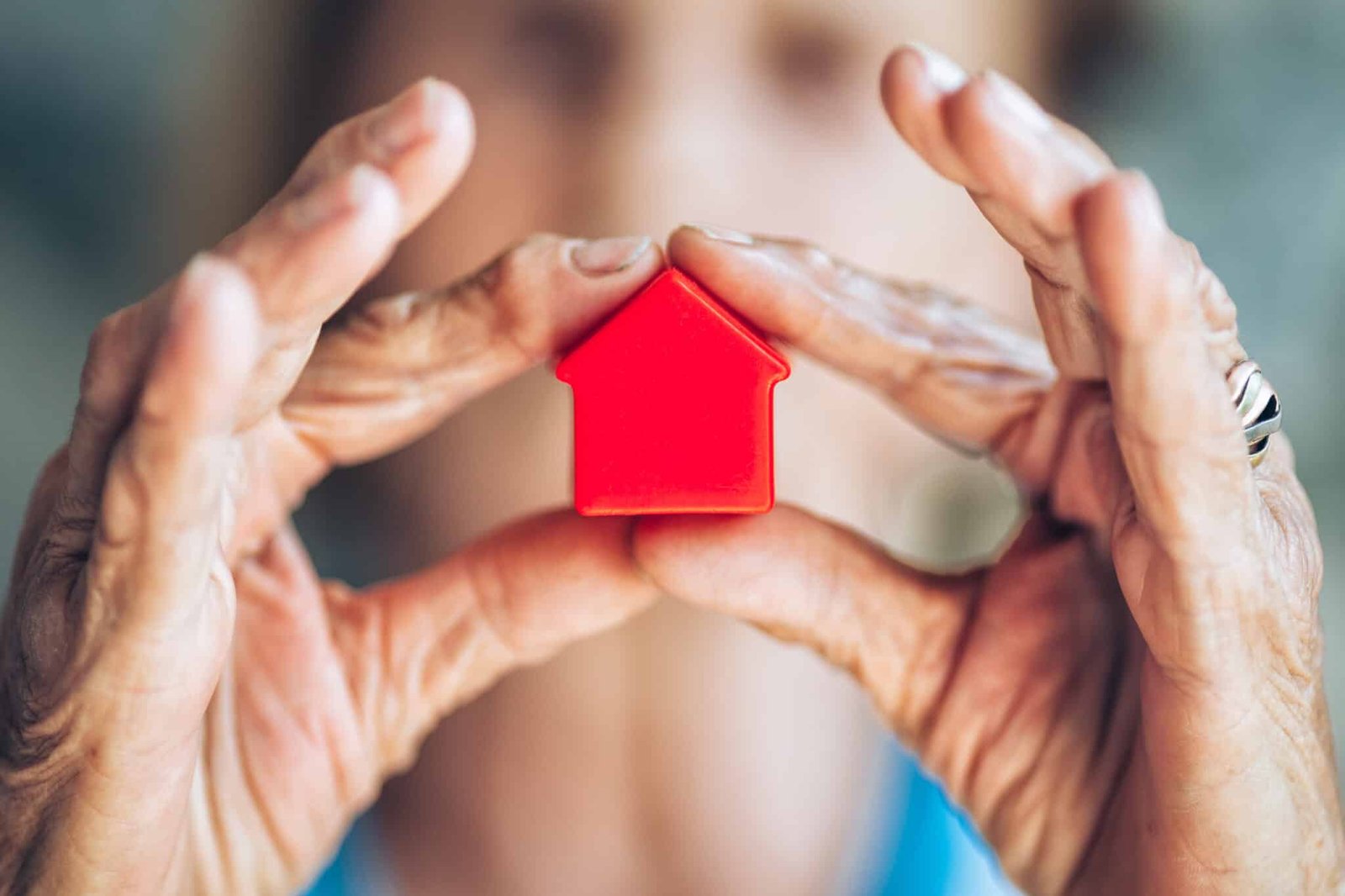 Vendre sa maison quand on est retraité comment faire