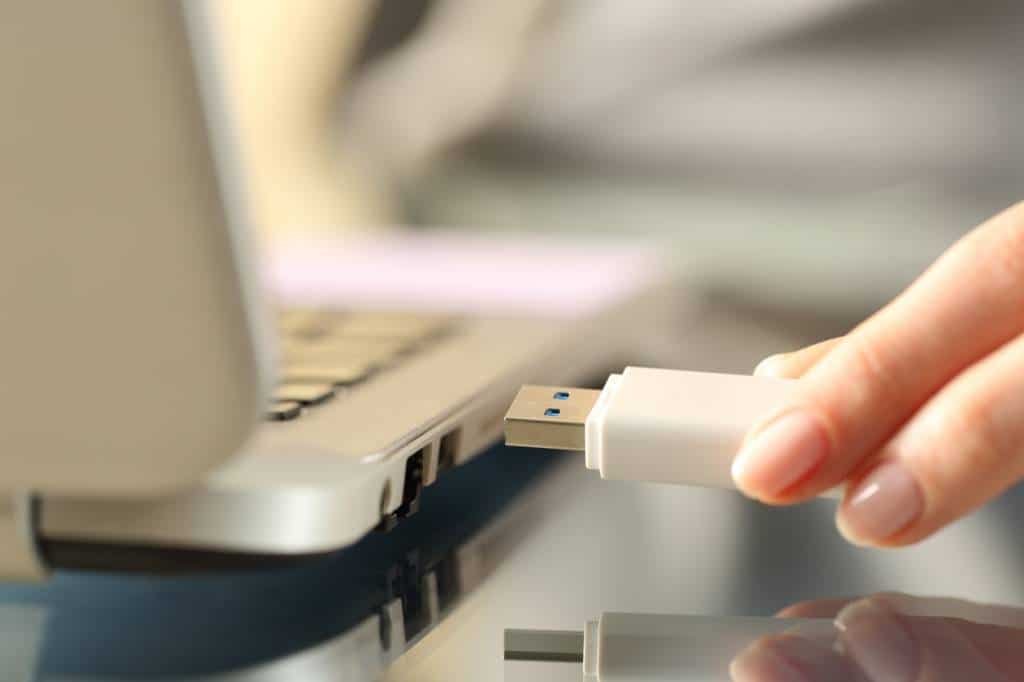 clef usb personnalisée cadeau publicitaire